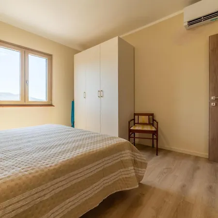 Appartement Il Sentiero Del Granito - Goelba *